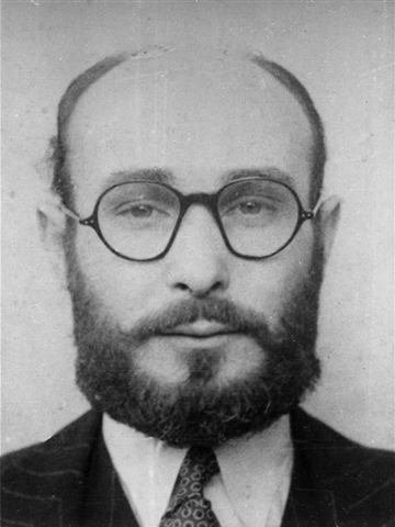 Juan Pujol Garcia, wartime identity photo